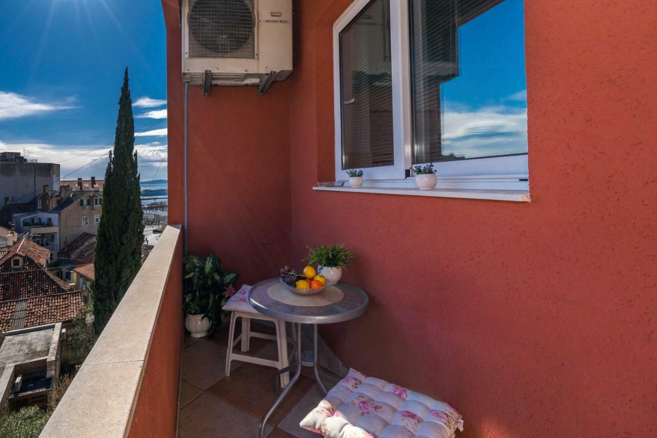 Apartment Old Town With Sea View Split Zewnętrze zdjęcie